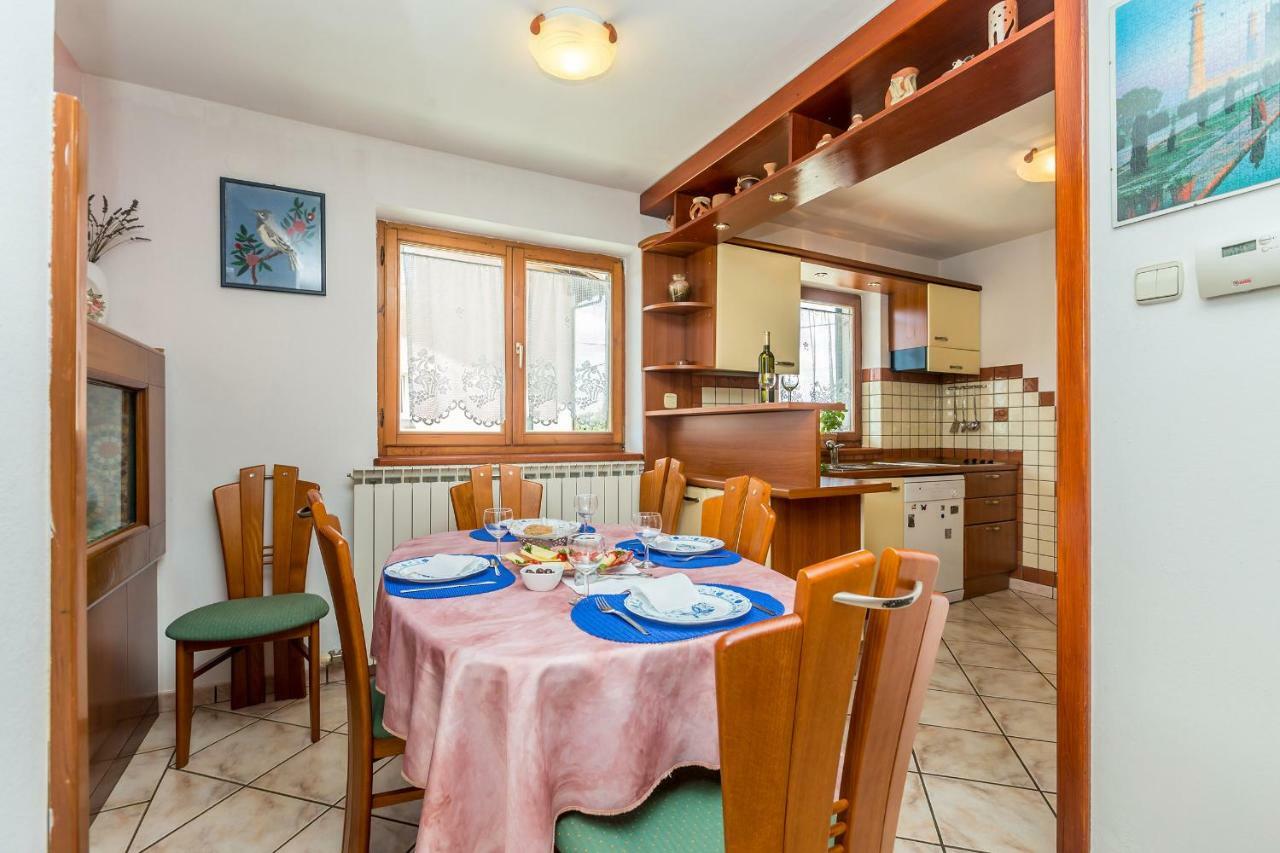Apartment Karmel Viskovo Luaran gambar